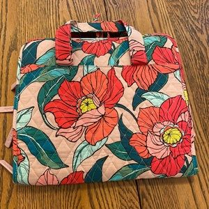 🌸Vintage Floral🌸 Vera Bradley Hanging Travel Toiletry Bag